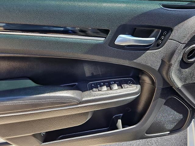 2023 Chrysler 300 300S